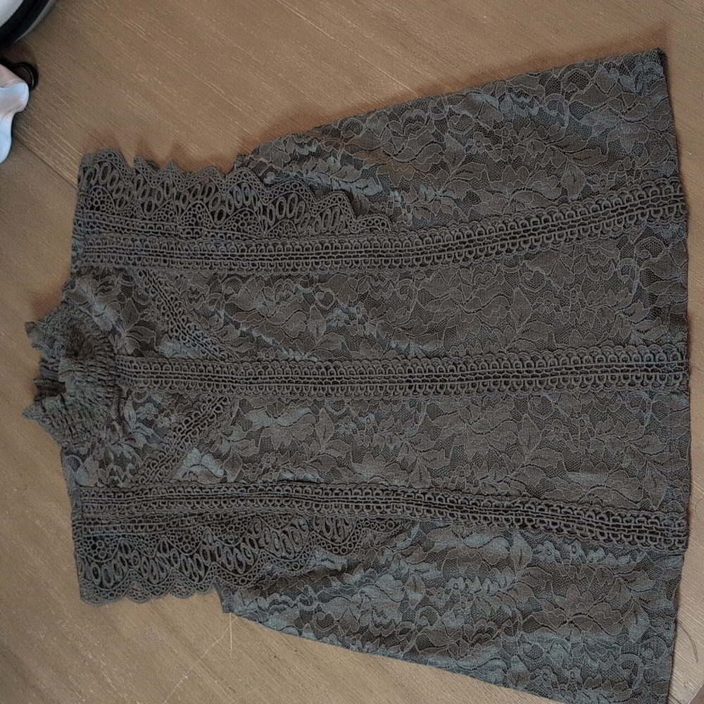 Olive Green Victorian style  Sleeveless Blouse Cable And Gauge, Size S